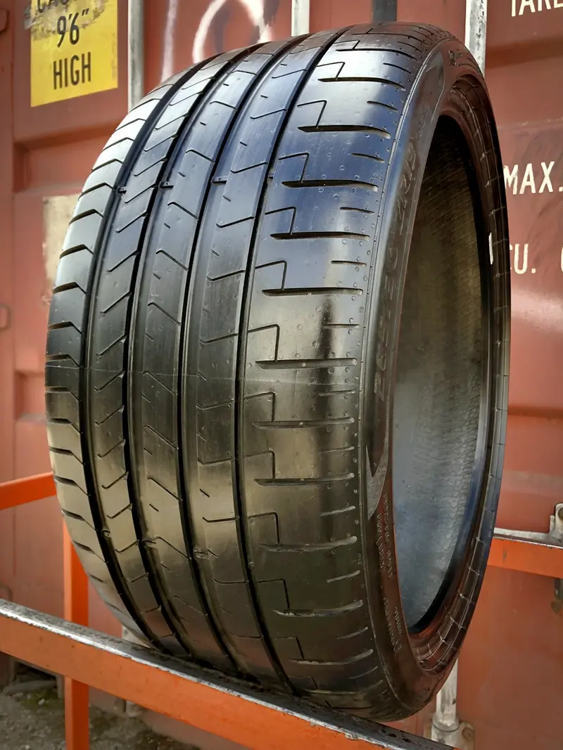 Б/у шина 265/30 R19 Pirelli P Zero PZ4, фото 1
