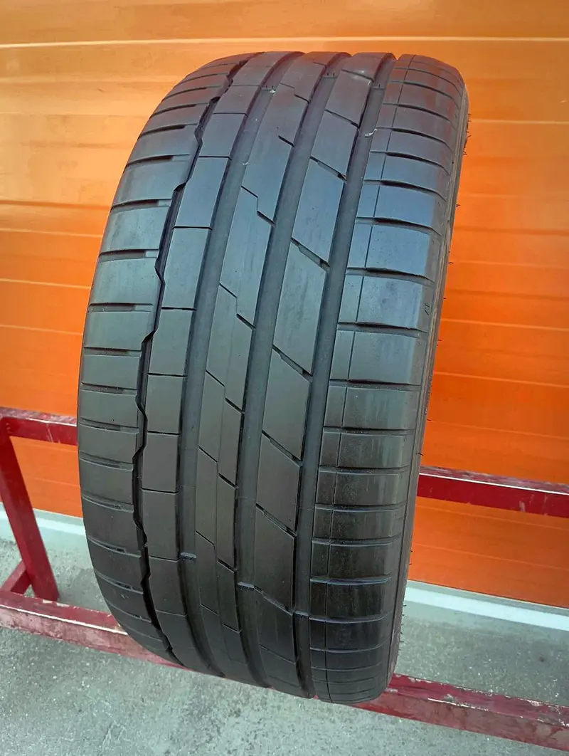 Б/у шина 265/30 R20 Hankook Ventus S1 Evo3 K127