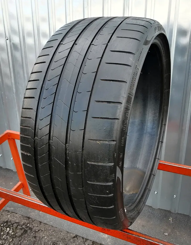 Б/у шина 265/30 R20 Pirelli P Zero PZ4