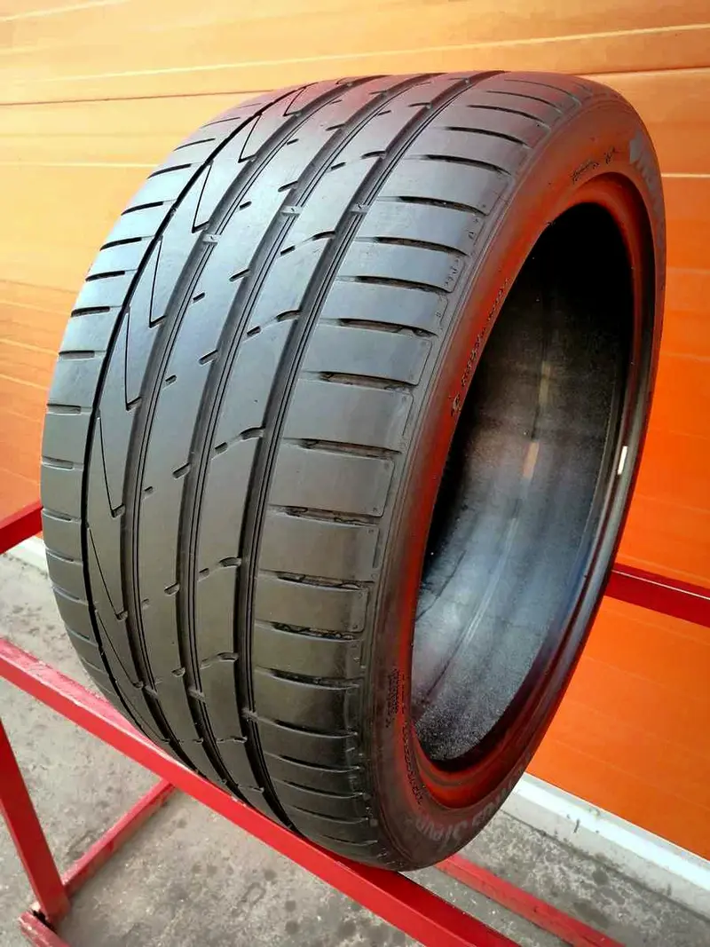 Б/у шина 265/35 R18 Hankook Ventus S1evo 2 K117
