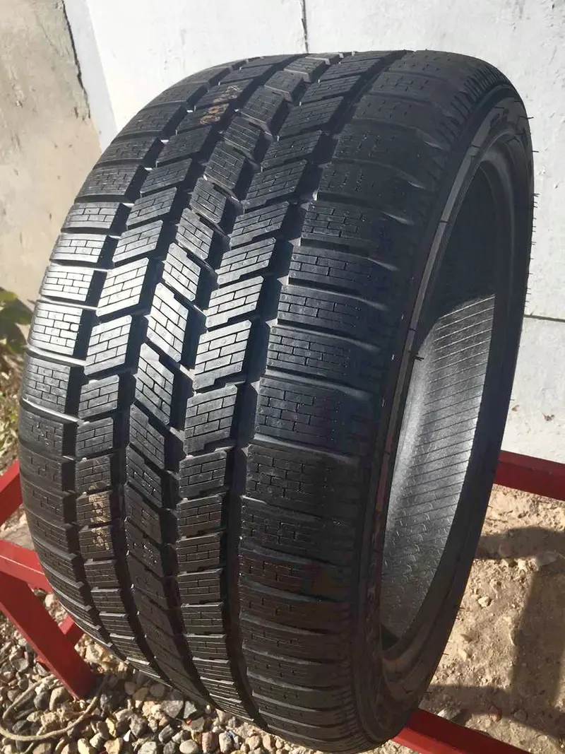 Новая шина 265/35 R18 Pirelli Winter 240 Snowsport, фото 1