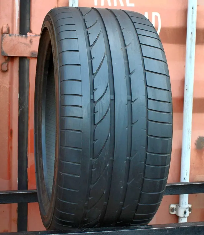 Б/у шина 265/35 R19 Bridgestone Potenza RE 050A, фото 1