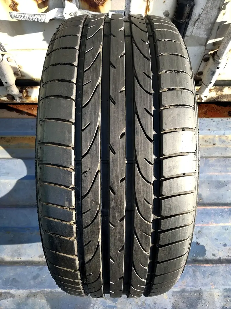 Б/у шина 265/35 R19 Bridgestone Potenza RE 050