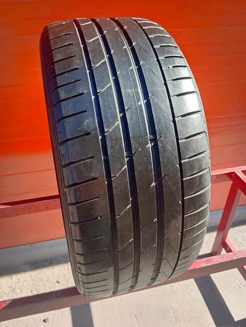Б/у шина 265/35 R19 Hankook Ventus S1evo 2 K117