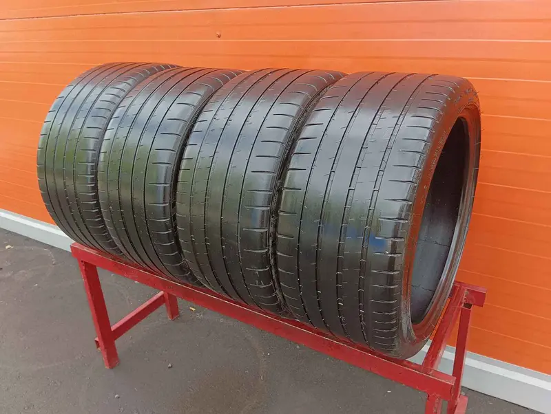 Комплект б/у шин 265/35 R19 Michelin Pilot Super Sport