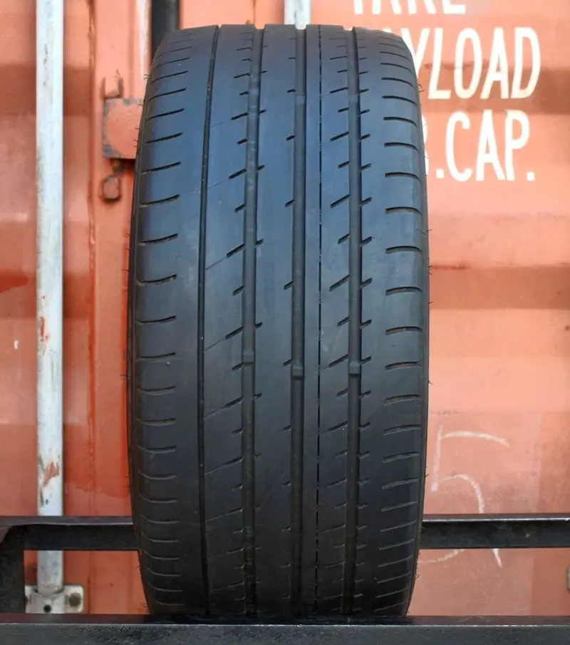 Б/у шина 265/35 R19 Toyo Proxes T1 AO