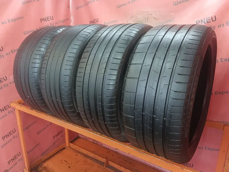 Комплект б/у шин 265/35 R20 Pirelli P Zero PZ4