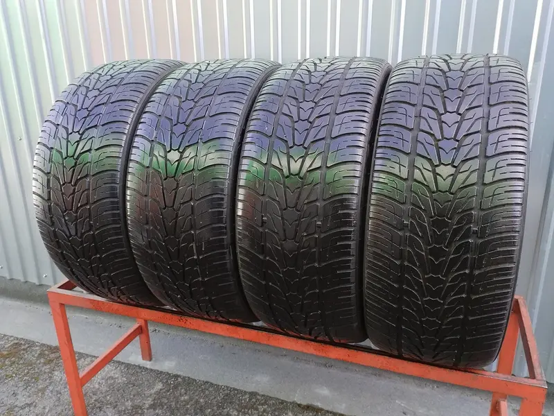 Комплект б/у шин 265/35 R22 Nexen Roadian HP S