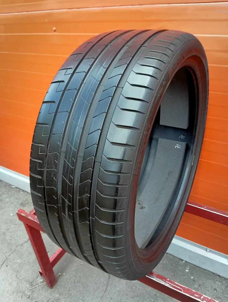 Б/у шина 265/35 R22 Pirelli P Zero PZ4 VOL