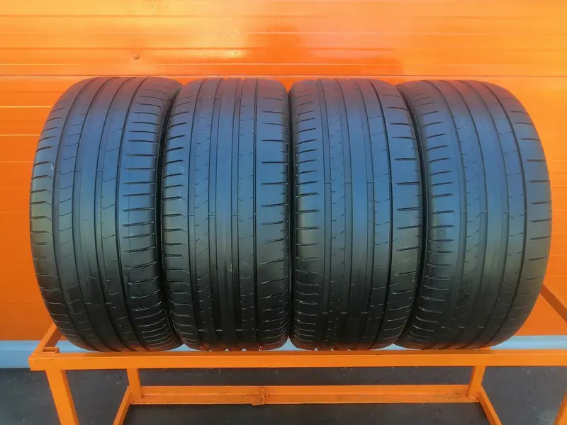 Комплект б/у шин 265/35 R22 Pirelli P Zero PZ4 VOL