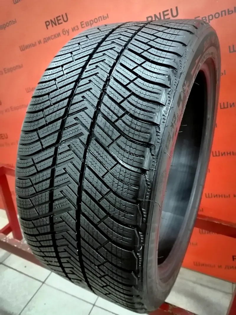 Б/у шина 265/40 R19 Michelin Pilot Alpin PA 4