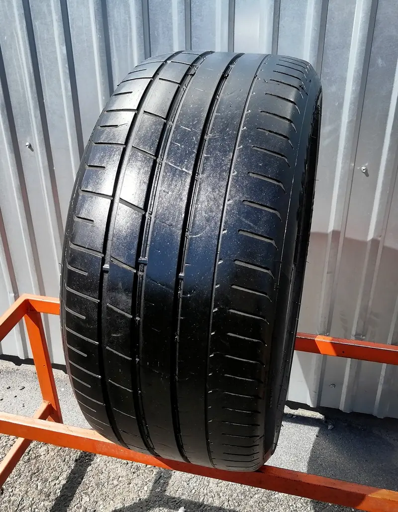 Б/у шина 265/40 R19 Pirelli P Zero