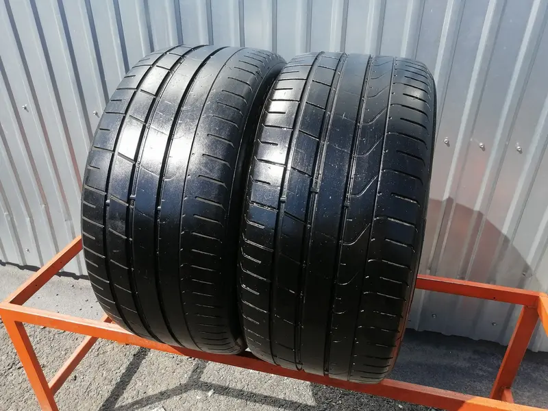 Пара б/у шин 265/40 R19 Pirelli P Zero