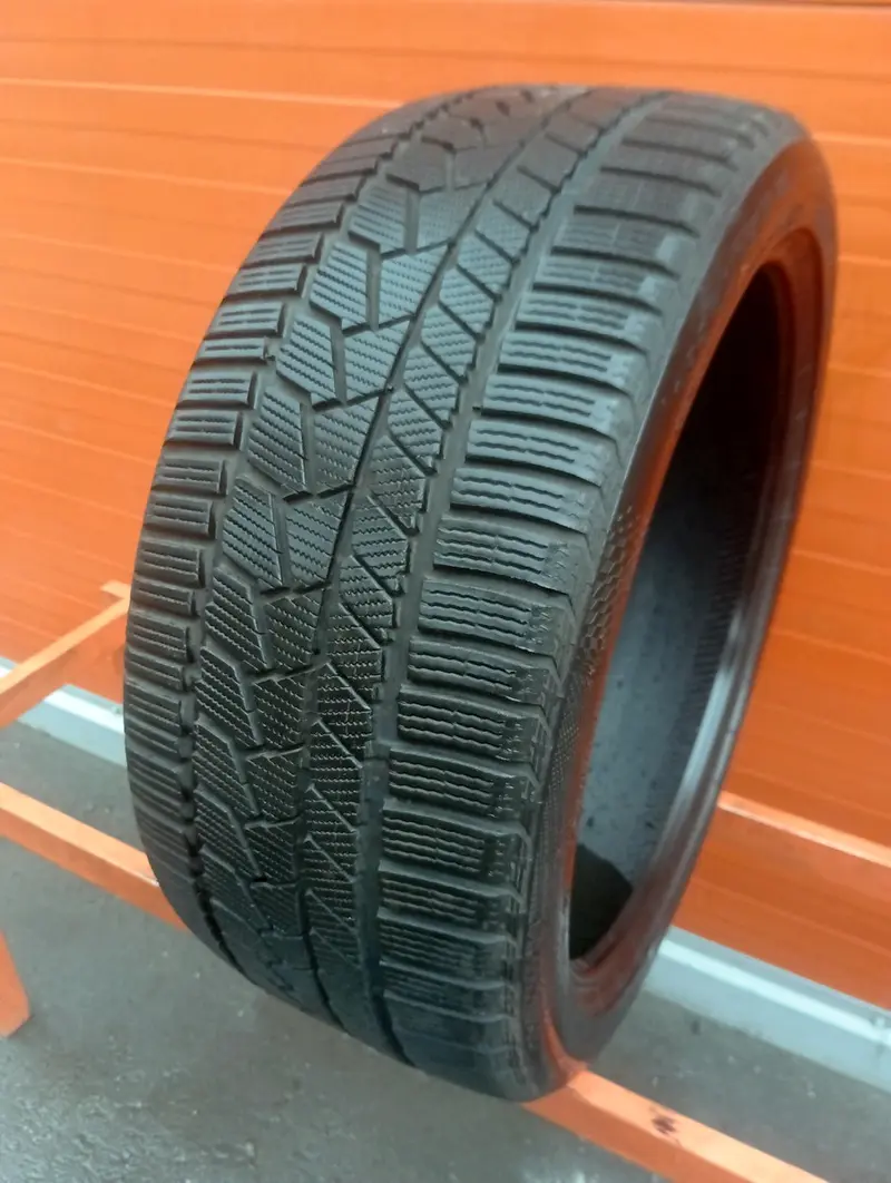 Б/у шина 265/40 R21 Continental ContiWinterContact TS 860S