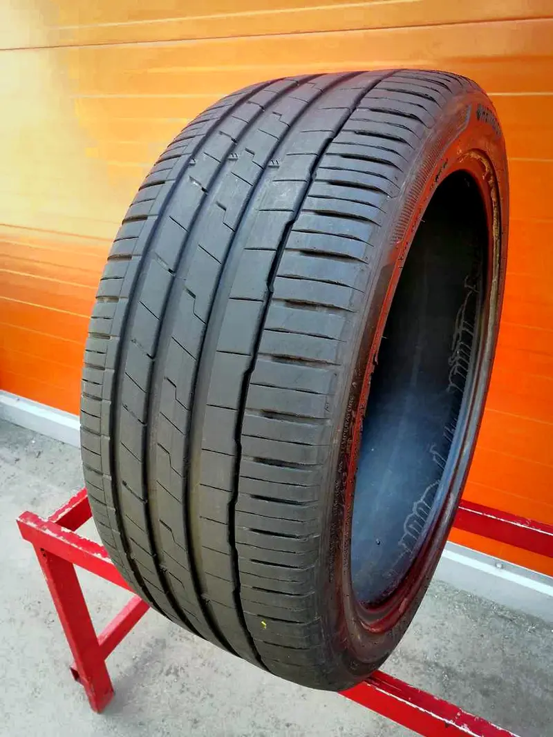 Б/у шина 265/40 R21 Hankook Ventus S1 Evo3 SUV K127