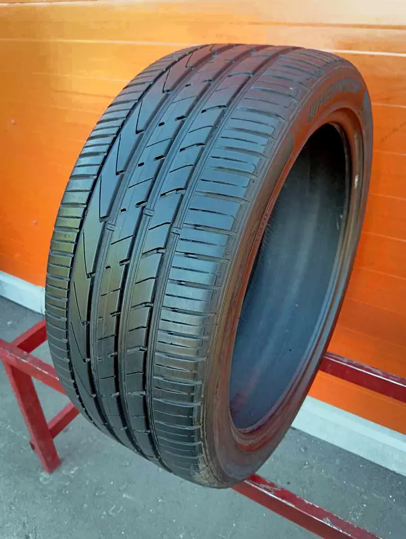 Б/у шина 265/40 R21 Hankook Ventus S1evo 2 SUV K117