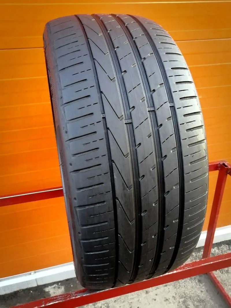 Б/у шина 265/40 R21 Hankook Ventus S1evo 2 SUV K117