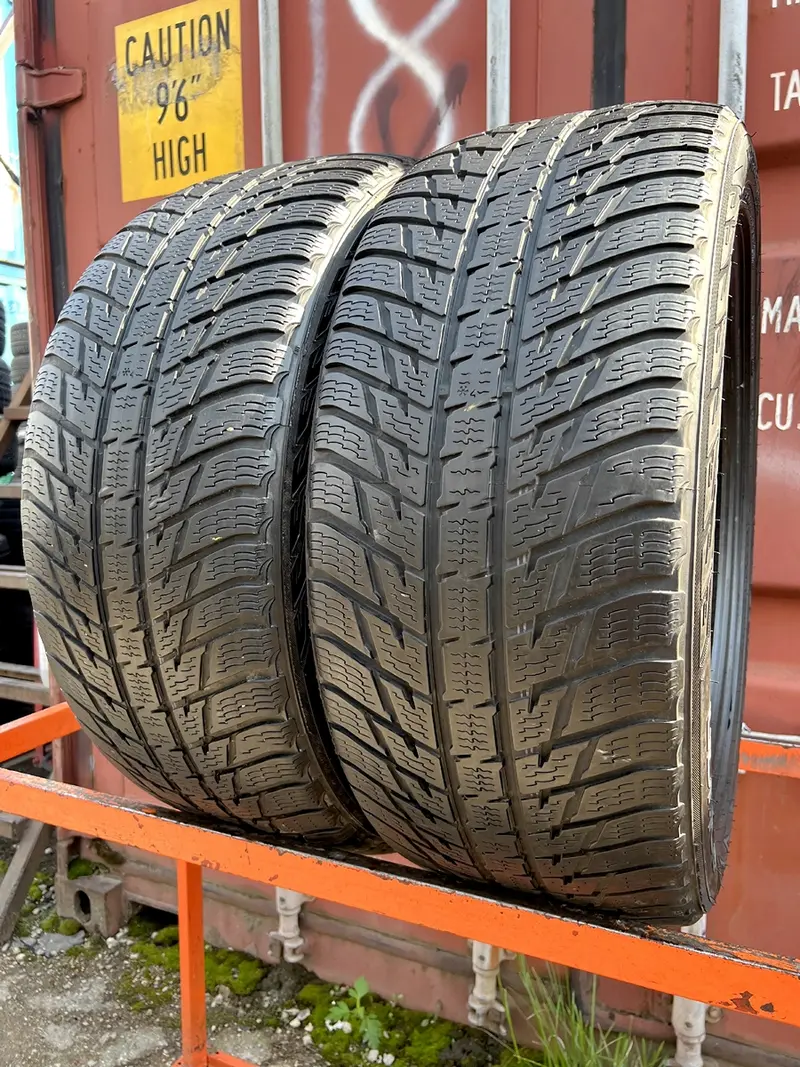 Пара б/у шин 265/40 R21 Nokian WR SUV 3