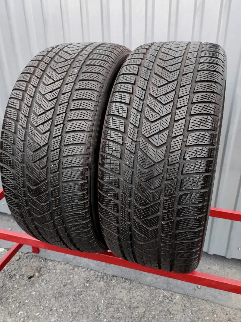 Пара б/у шин 265/40 R21 Pirelli Scorpion Winter