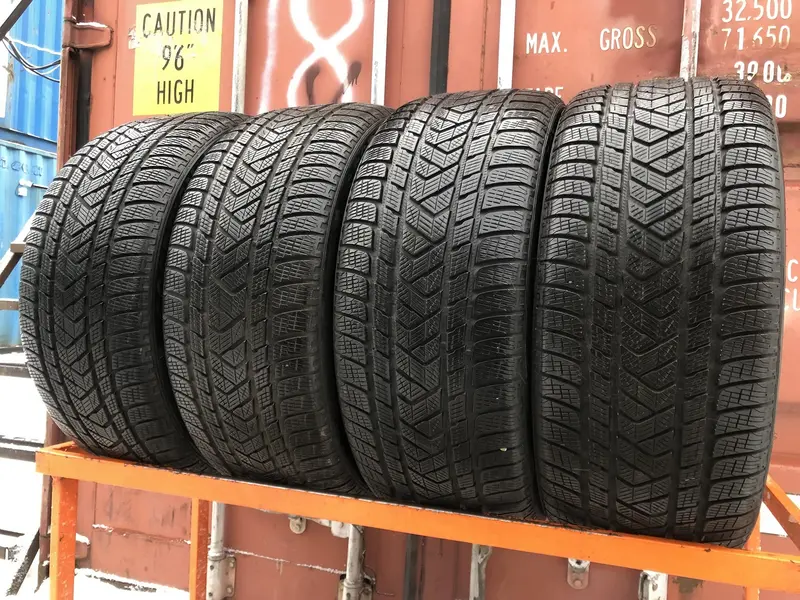 Комплект б/у шин 265/40 R21 Pirelli Scorpion Winter
