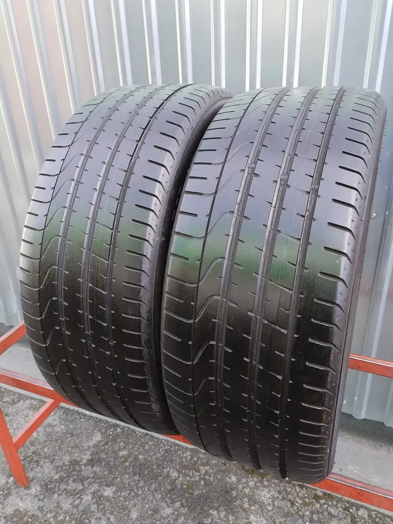 Пара б/у шин 265/40 R22 Pirelli P Zero