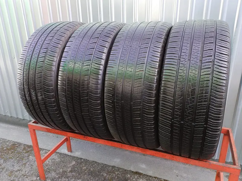 Комплект б/у шин 265/40 R22 Pirelli Scorpion Zero All Season