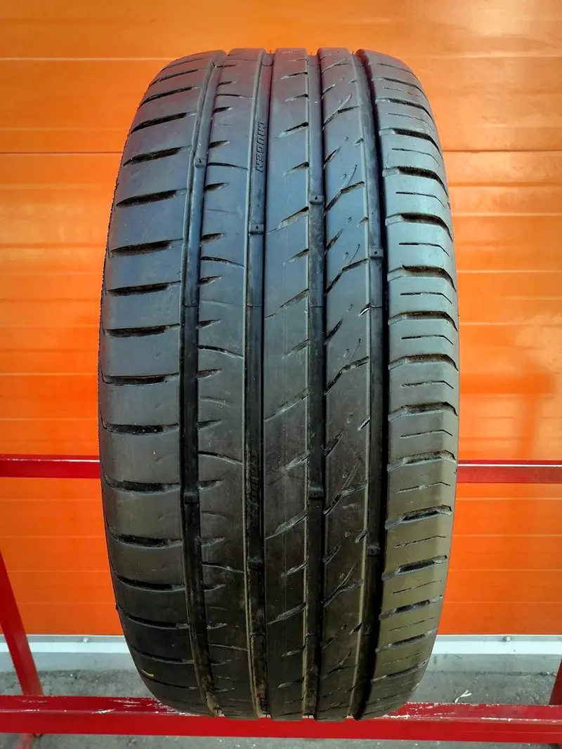 Б/у шина 265/45 R20 Kumho Crugen HP91
