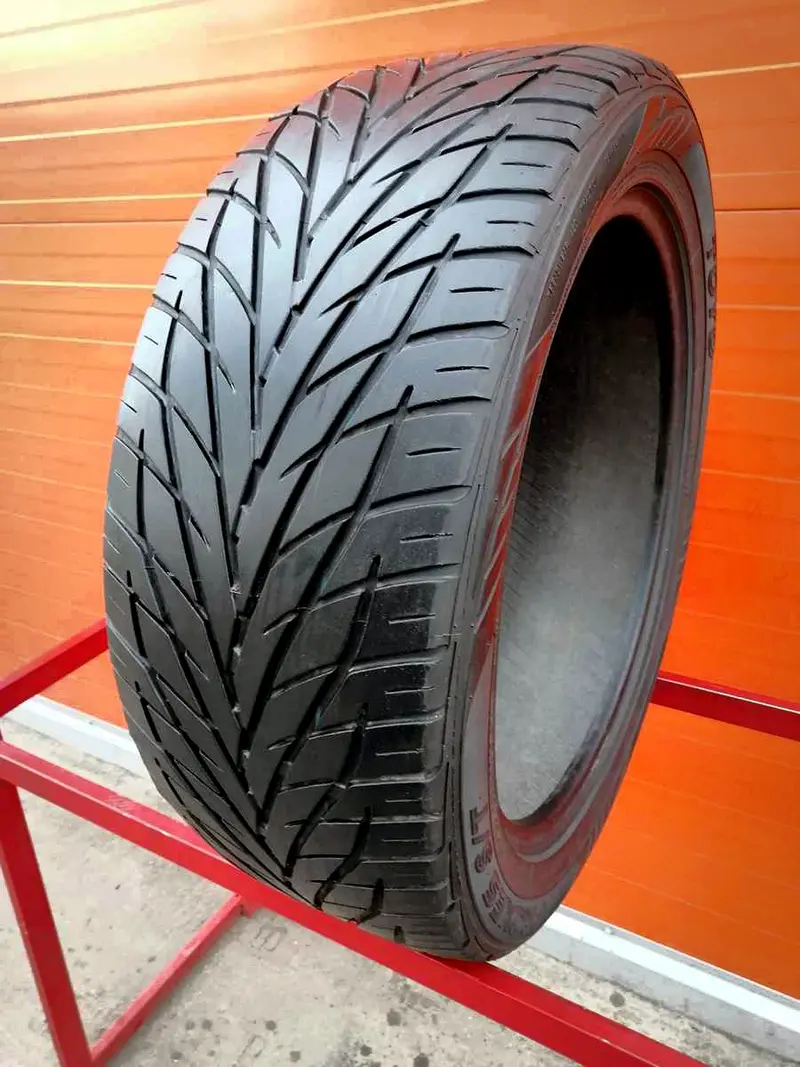 Б/у шина 265/45 R20 Toyo Proxes S/T