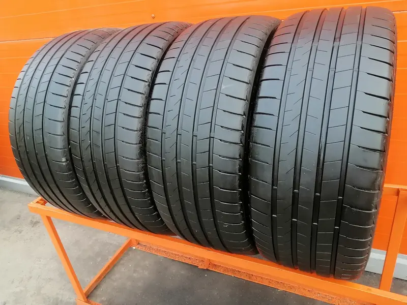 Комплект б/у шин 265/45 R21 Bridgestone Alenza 001