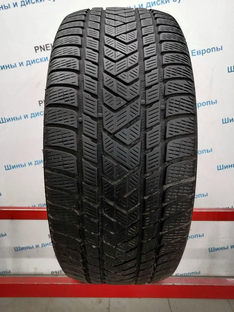 Б/у шина 265/45 R21 Pirelli Scorpion Winter J LR