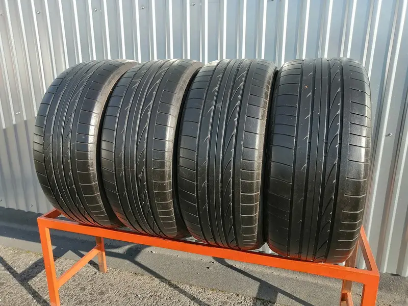 Комплект б/у шин 265/50 R19 Bridgestone Dueler H/P Sport