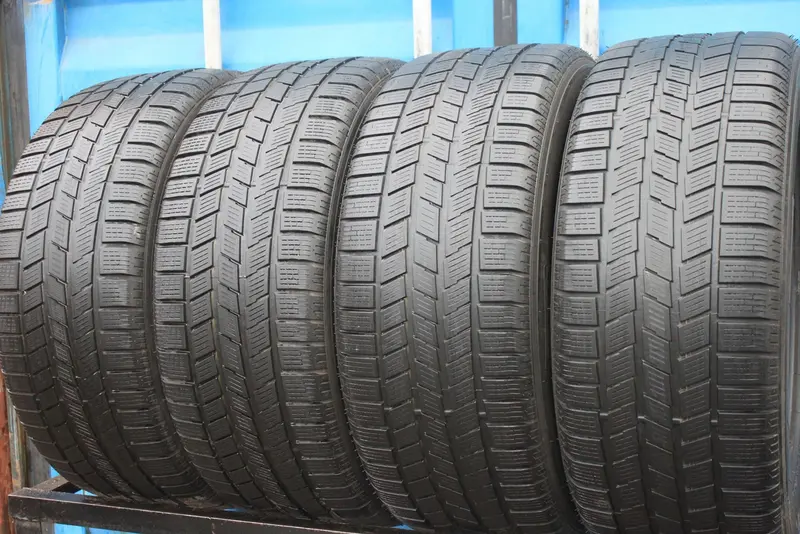 Комплект б/у шин 265/50 R19 Pirelli Scorpion Ice & Snow