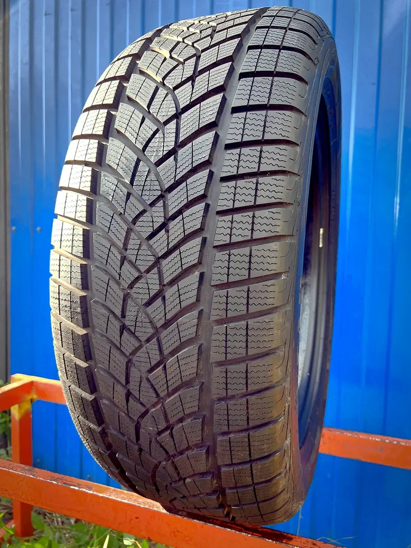 Новая шина 265/50 R20 Goodyear Ultra Grip Performance +, фото 1