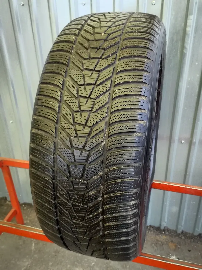 Б/у шина 265/50 R20 Hankook Winter I cept Evo3 W330