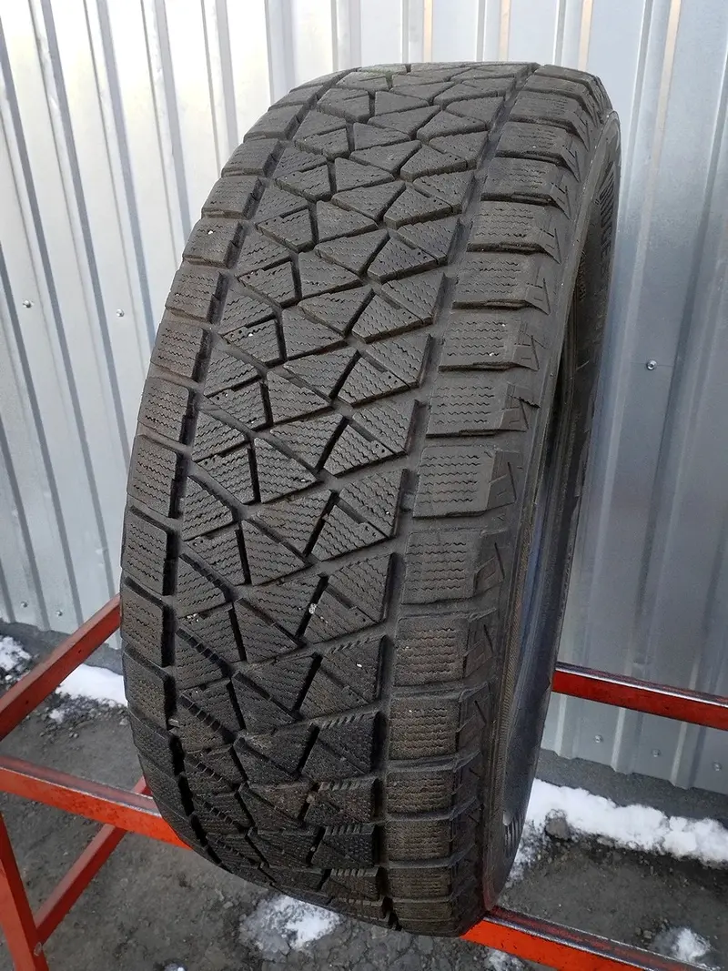 Б/у шина 265/60 R18 Bridgestone Blizzak DM-V2