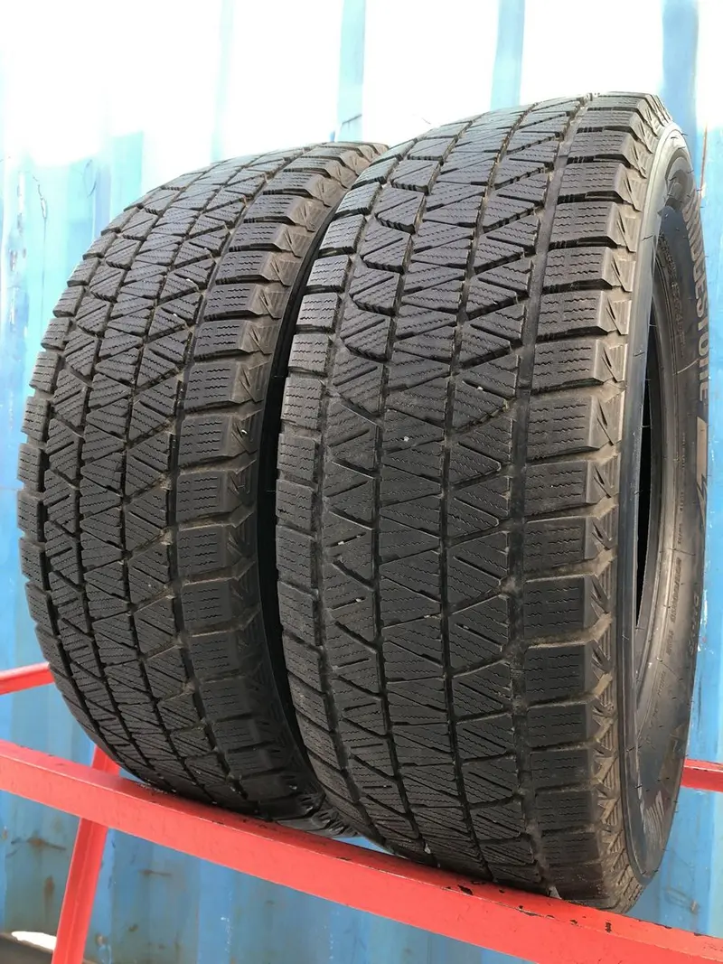 Пара б/у шин 265/60 R18 Bridgestone Blizzak DM-V3, фото 1