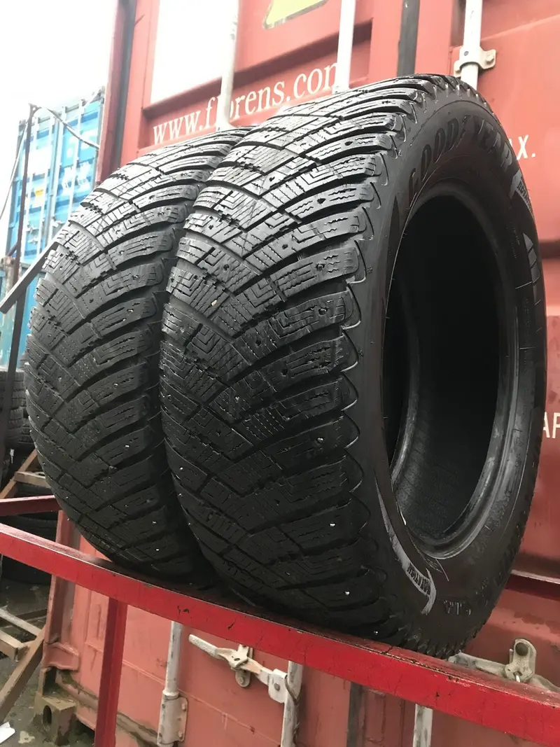 Пара б/у шин 265/60 R18 Goodyear Ultra Grip Ice Arctic SUV 4x4