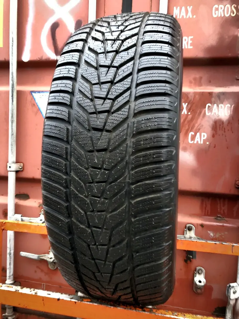 Б/у шина 265/60 R18 Hankook Winter I cept Evo3 X W330A