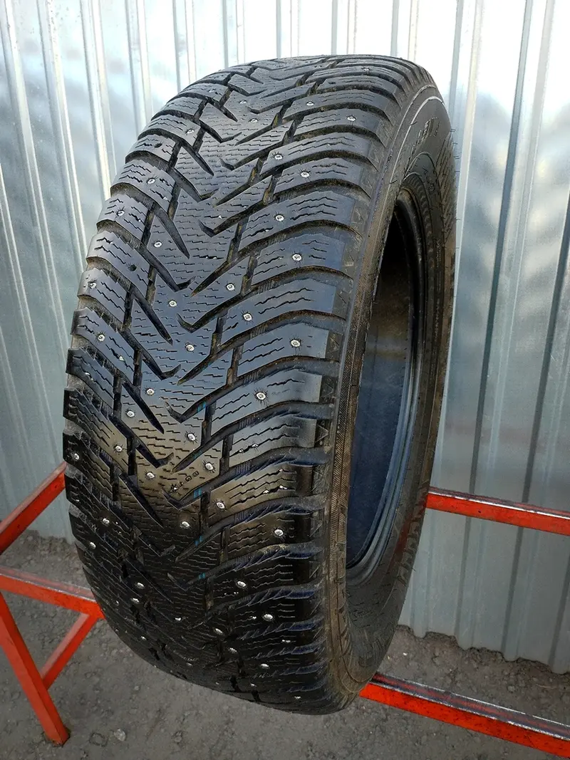 Б/у шина 265/60 R18 Nokian Hakkapeliitta 8 SUV