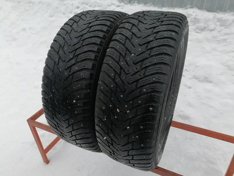Пара б/у шин 265/60 R18 Nokian Hakkapeliitta 8 SUV