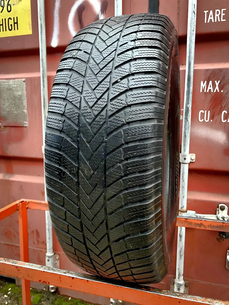 Б/у шина 265/65 R17 Bridgestone Blizzak LM-005, фото 1