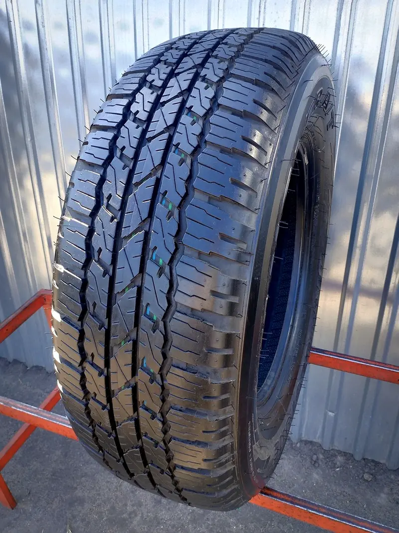 Б/у шина 265/65 R17 Bridgestone Dueler H/T 684 II