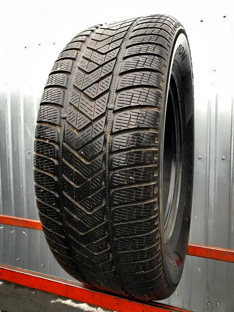 Б/у шина 265/65 R17 Pirelli Scorpion Winter