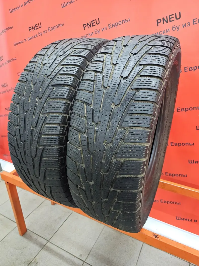 Пара б/у шин 265/70 R17 Nokian Hakkapeliitta R SUV