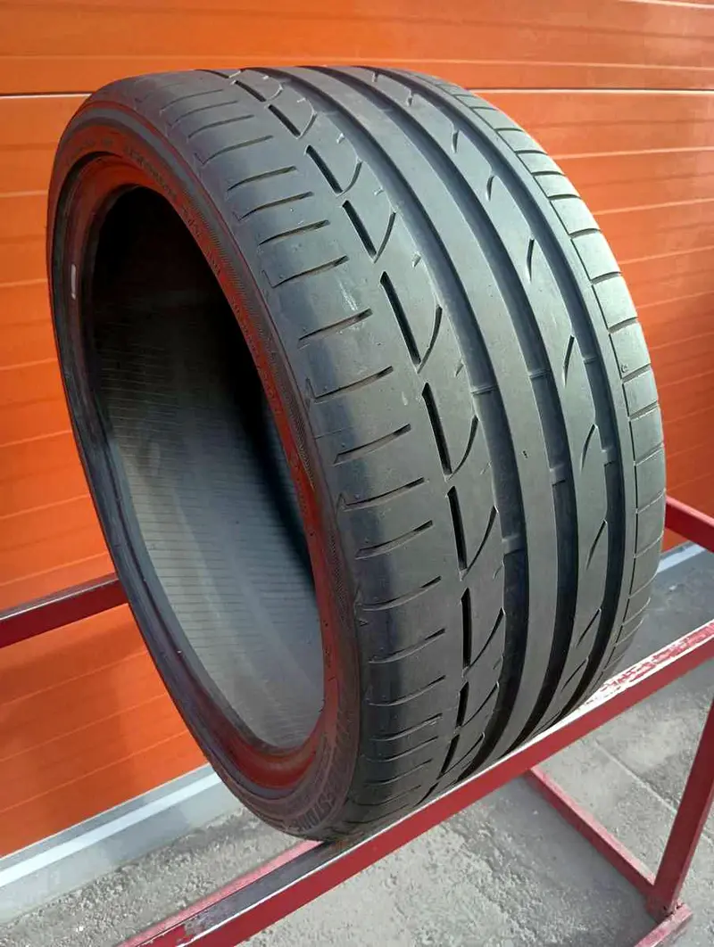 Б/у шина 275/30 R20 Bridgestone Potenza S001