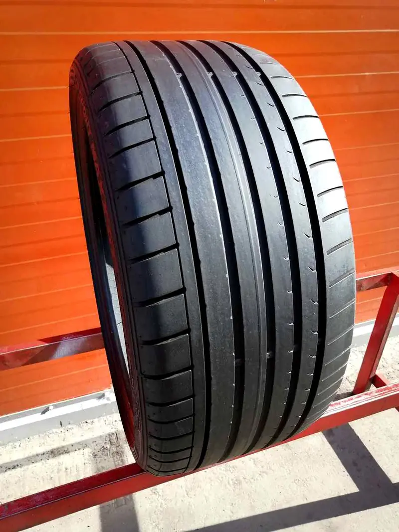 Б/у шина 275/30 R20 Dunlop SP Sport Maxx GT Run Flat