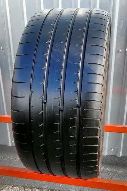 Б/у шина 275/30 R20 Yokohama Advan Sport V105