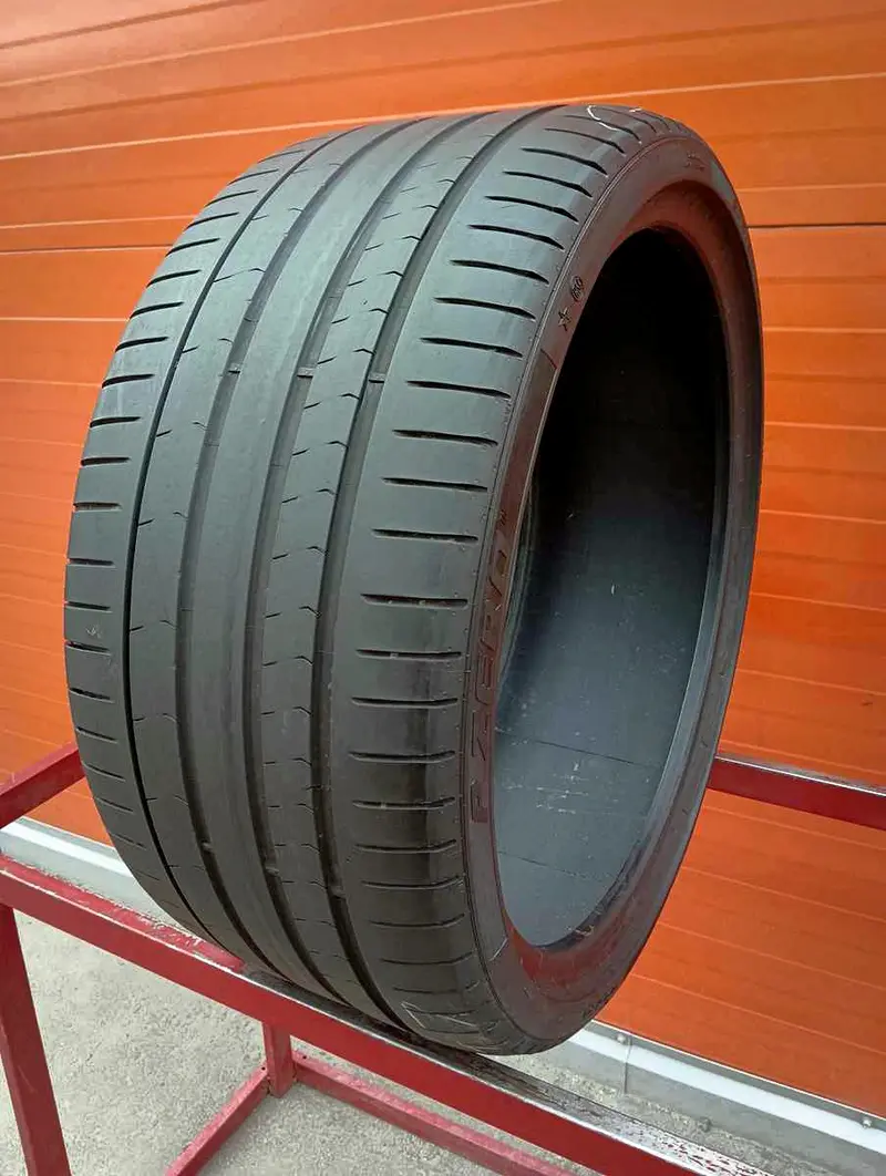 Б/у шина 275/30 R21 Pirelli P Zero PZ4 RunFlat