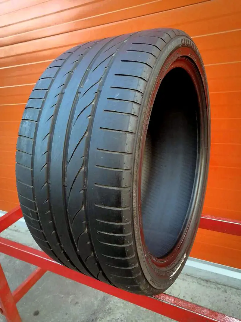 Б/у шина 275/35 R19 Bridgestone Potenza RE 050A
