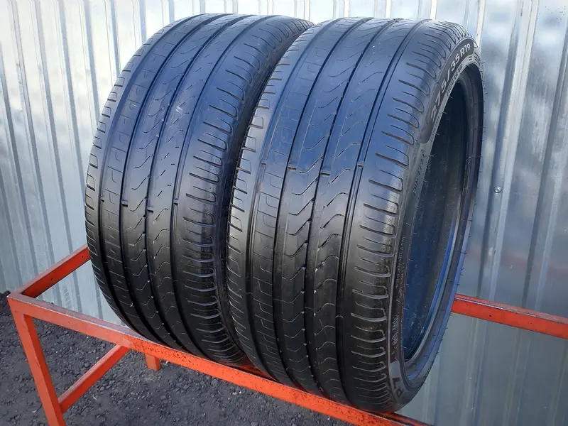 Пара б/у шин 275/35 R19 Pirelli P 7 Cinturato Run Flat